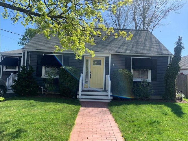 property at 38 Brae St