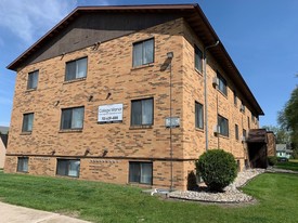 College Manor Apartments