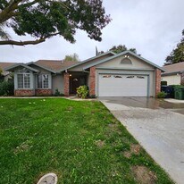 2525 Travao Ln in Tracy, CA - Building Photo