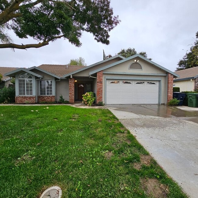 property at 2525 Travao Ln