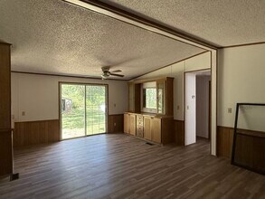 7491 NW 165th St in Trenton, FL - Building Photo - Building Photo