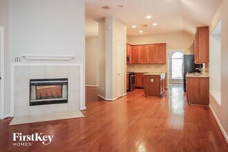 111 N Rambling Ridge Pl in Conroe, TX - Building Photo - Building Photo