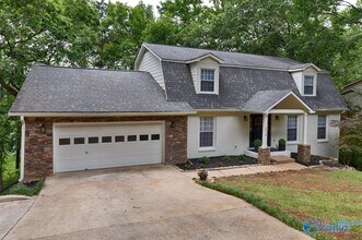 4018 SE Piedmont Dr in Huntsville, AL - Building Photo - Building Photo