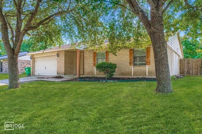 property at 226 Tara Plantation Dr