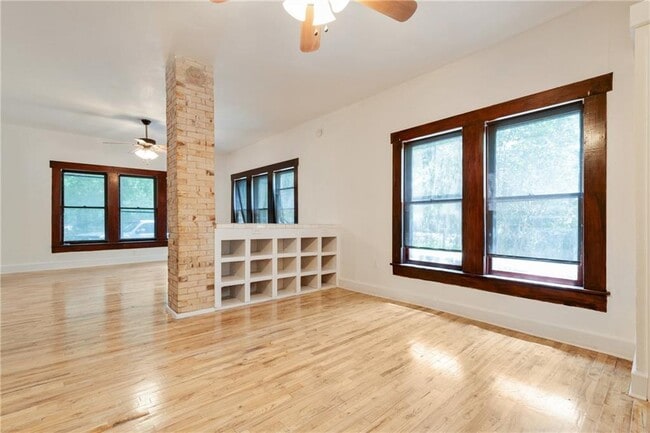 property at 106 S Ave A