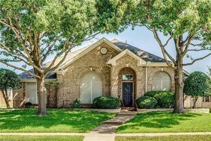 10004 Belfort Dr in Frisco, TX - Building Photo