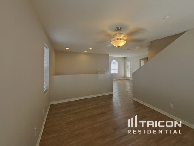 8920 Dorrell Ln in Las Vegas, NV - Building Photo - Building Photo