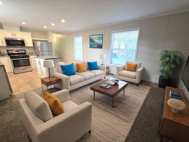 property at 3653 Pinoak St