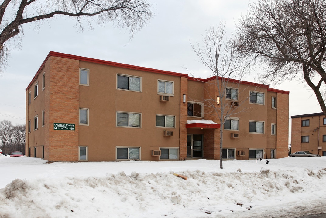 The Heights Apartments in Fridley, MN - Building Photo
