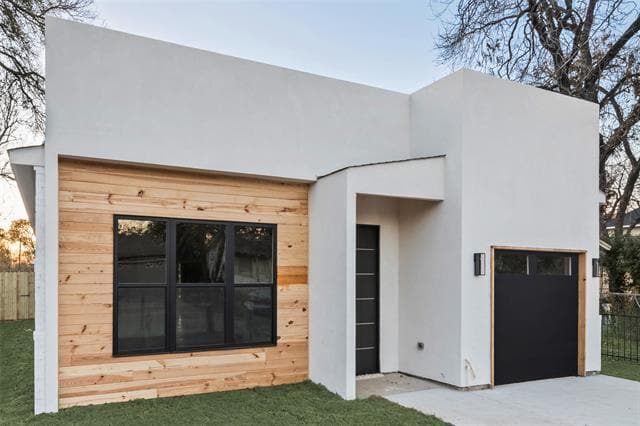 property at 2511 Lapsley St