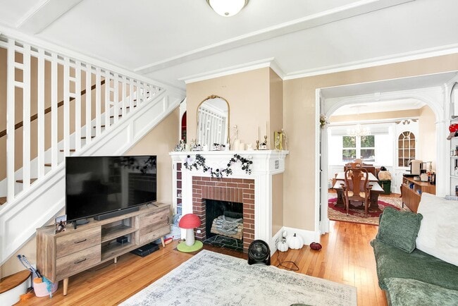 107 Mount Vernon St, Unit 107 in Dover, NH - Foto de edificio - Building Photo