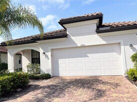 1563 Parnell Ct in Naples, FL - Building Photo
