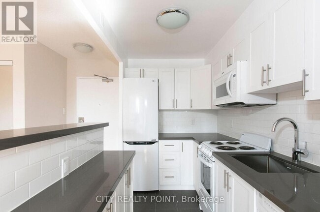 property at 1500-1500 Bathurst St