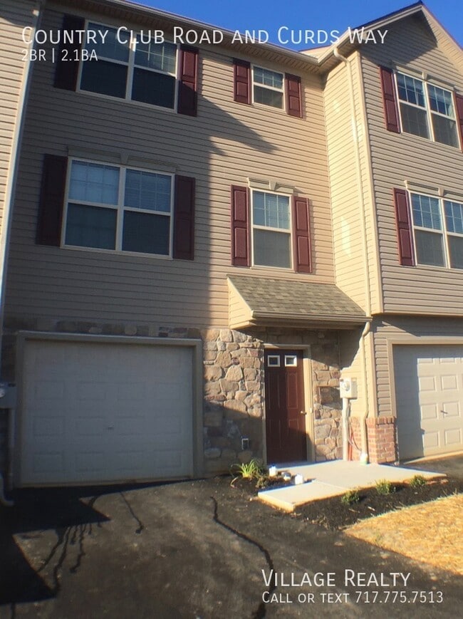 719 Country Club Rd in Red Lion, PA - Building Photo - Building Photo