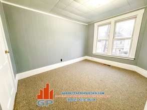 23 Brook St, Unit 3 in Barre, VT - Foto de edificio - Building Photo