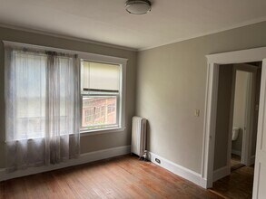 31 Revere Rd in Quincy, MA - Building Photo - Building Photo