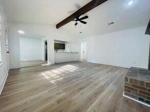 2117 Pear Orchard Dr in Little Rock, AR - Building Photo - Building Photo