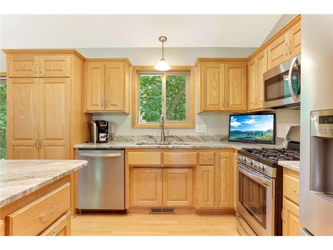 10483 6th St NE in Hanover, MN - Building Photo - Building Photo