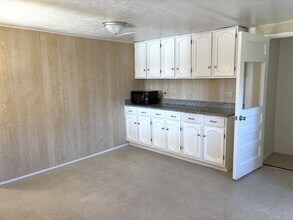 2425 Mountain Rd NW in Albuquerque, NM - Building Photo - Building Photo