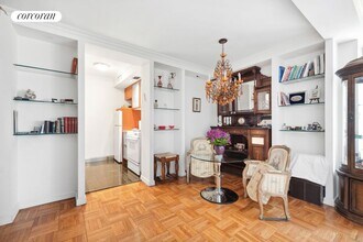 118 E 60th St in New York, NY - Building Photo - Building Photo