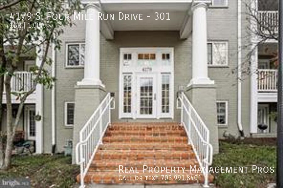 4179 S Four Mile Run Dr in Arlington, VA - Building Photo