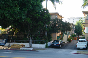 110 S Rampart Blvd Apartments