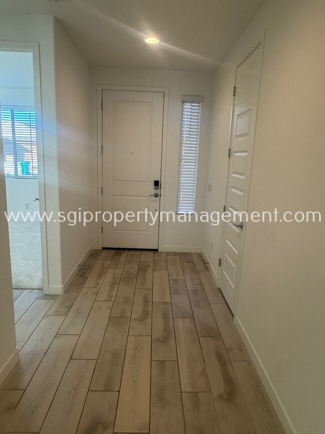 16949 W Evergreen Rd in Waddell, AZ - Building Photo - Building Photo