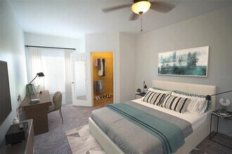 4304 Bayside Village Dr in Tampa, FL - Foto de edificio - Building Photo