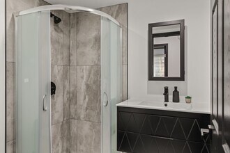 1515 Selby Ave in Los Angeles, CA - Building Photo - Building Photo