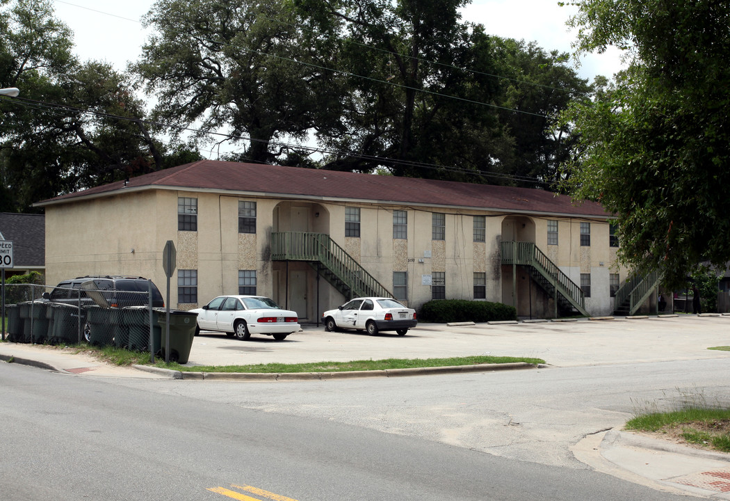 5150 Cordell St in Savannah, GA - Foto de edificio