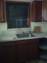 516 Lincoln Hwy, Unit 4 in Iselin, NJ - Building Photo - Building Photo