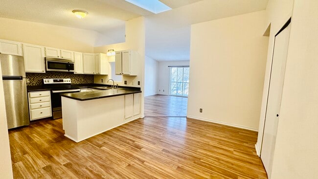 property at 2033 N Park Dr