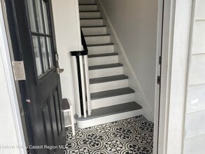 520 Delaware Ave in Kingston, NY - Foto de edificio - Building Photo