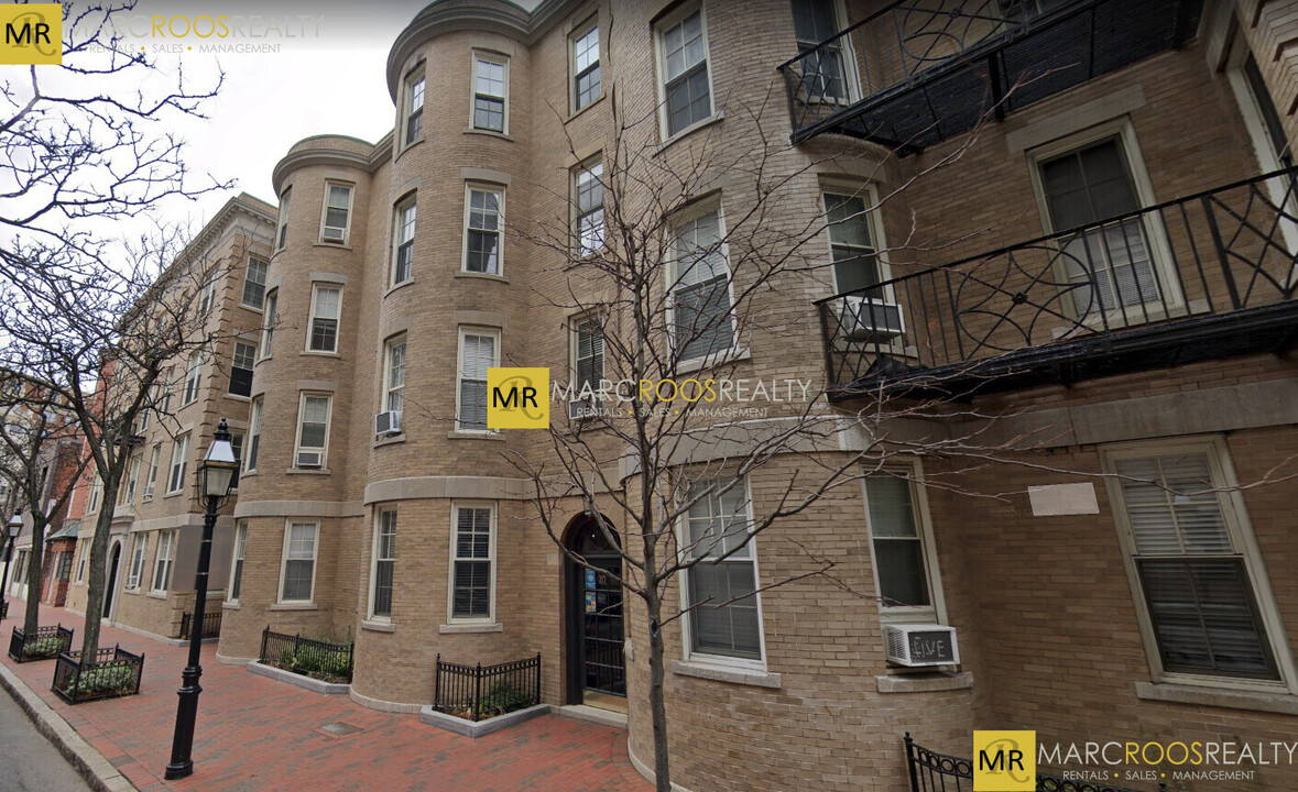 28 Clearway St, Unit 1 in Boston, MA - Foto de edificio