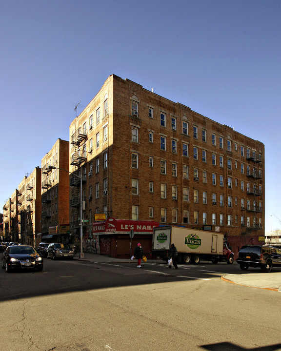 751 Gerard Ave in Bronx, NY - Foto de edificio