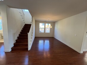 17659 Whisper Ln in Castro Valley, CA - Building Photo - Building Photo