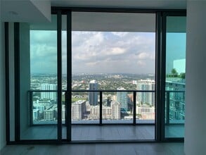 480 NE 31st St, Unit 4507 in Miami, FL - Foto de edificio - Building Photo