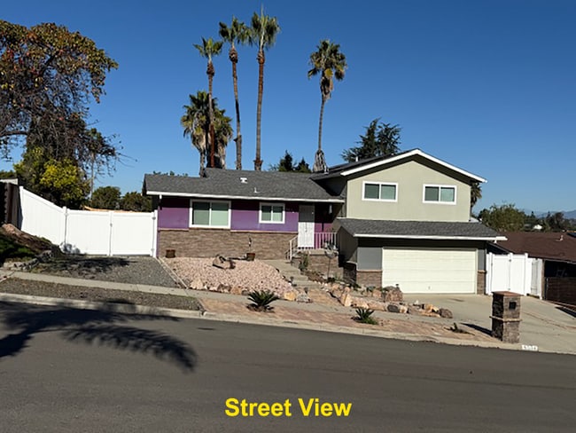 4074 Vista Calaveras St in Oceanside, CA - Building Photo - Building Photo