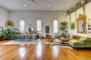 4 Pallas St in Providence, RI - Building Photo