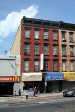 749 Grand St in Brooklyn, NY - Building Photo - Building Photo