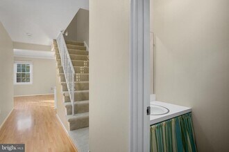 10533 Assembly Dr in Fairfax, VA - Building Photo - Building Photo