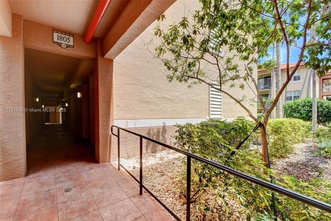 property at 1805 N Flagler Dr