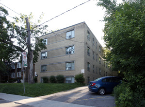 299 Forman Ave in Toronto, ON - Building Photo - Building Photo