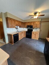 2706 W 12th St in Duluth, MN - Building Photo - Building Photo