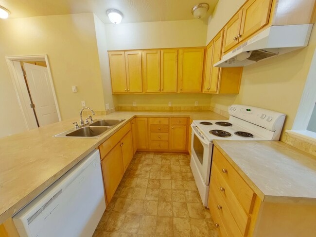 3462 Alder Alley in Eugene, OR - Building Photo - Building Photo