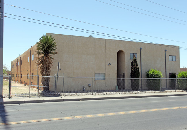 Brentwood West in Albuquerque, NM - Building Photo - Building Photo