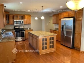 1021 Amlin Terrace in Matteson, IL - Foto de edificio - Building Photo