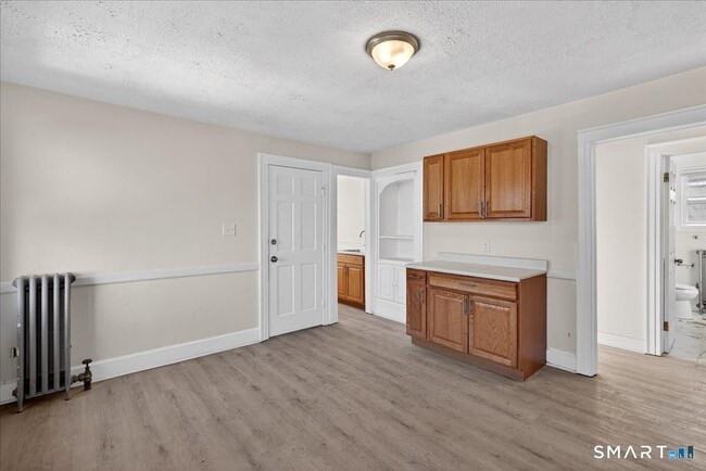 34 Bristol St in West Haven, CT - Building Photo - Building Photo