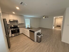 13831 Barn Door in San Antonio, TX - Building Photo - Building Photo