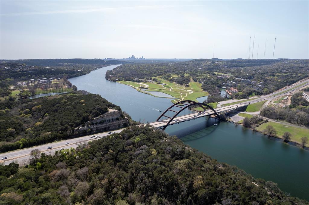 6000-16 Shepherd Mountain Cove in Austin, TX - Building Photo